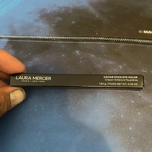 Laura mercier eye color